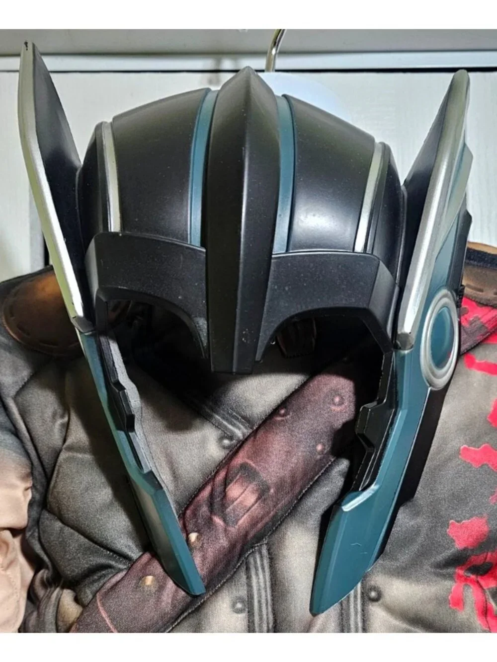 Marvel Ragnarok Gladiator Thor Muscle Costume Boys 12-14 Hammer Avengers Rubies